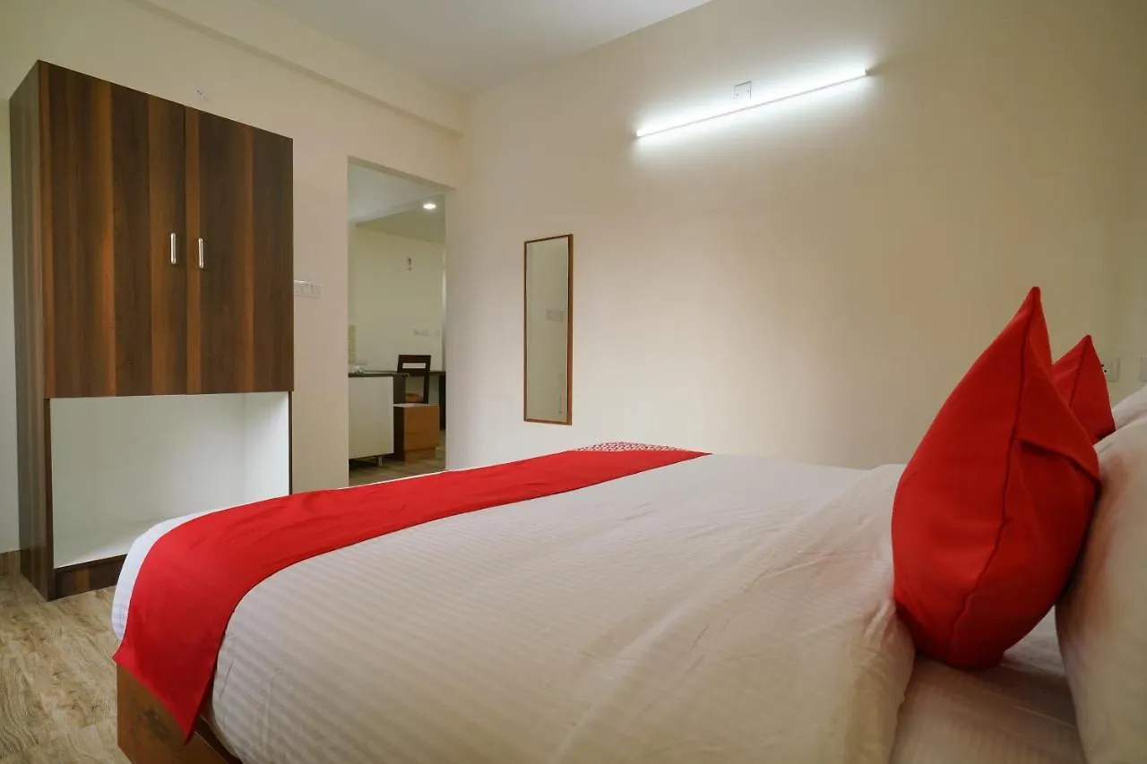 Oyo 15574 Caprice Residency, South Otel Kochi Hindistan