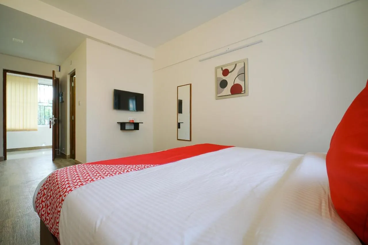 Oyo 15574 Caprice Residency, South Otel Kochi